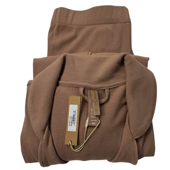 SKIMS Soft Lounge Sleep Set Team USA Sienna XXS - Picture 10 of 11